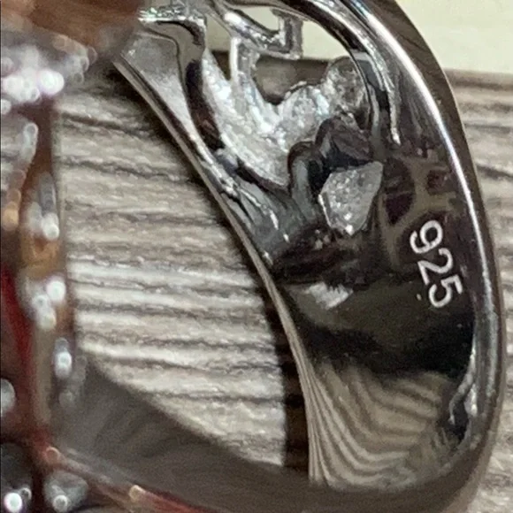 Gems En Vogue Michael Valitutti Rose Garnet Ring - Picture 5 of 8